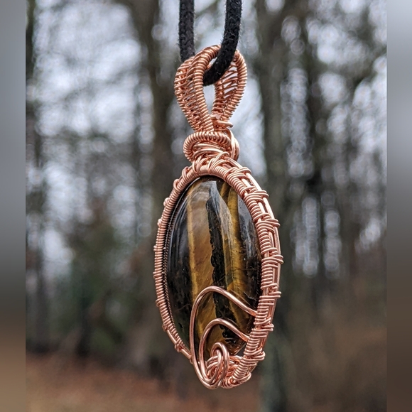 Handmade Tigers Eye Pendant Necklace Wrapped In Copper Wire - Picture 14 of 17